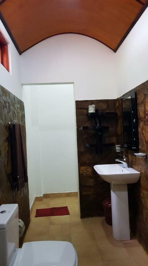 Happy Horizon Home Stay Элла Экстерьер фото
