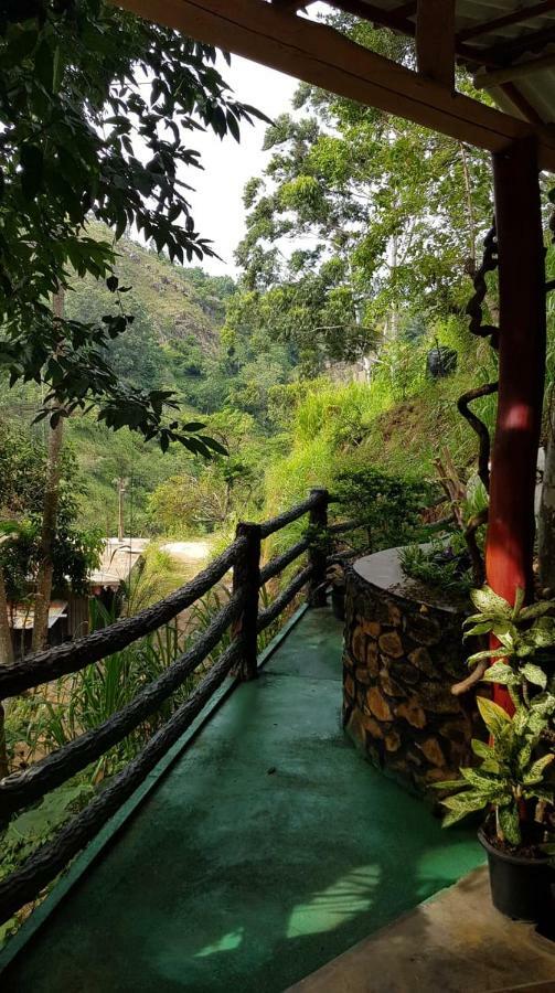 Happy Horizon Home Stay Элла Экстерьер фото
